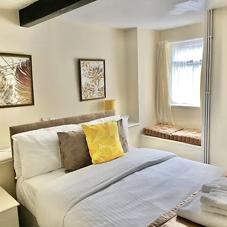 The Mountview Guest house Scarborough