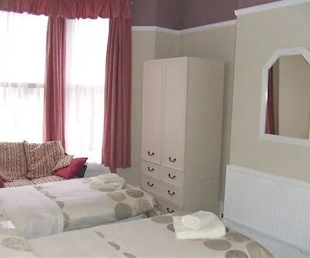 The Mountview Pensión 3*