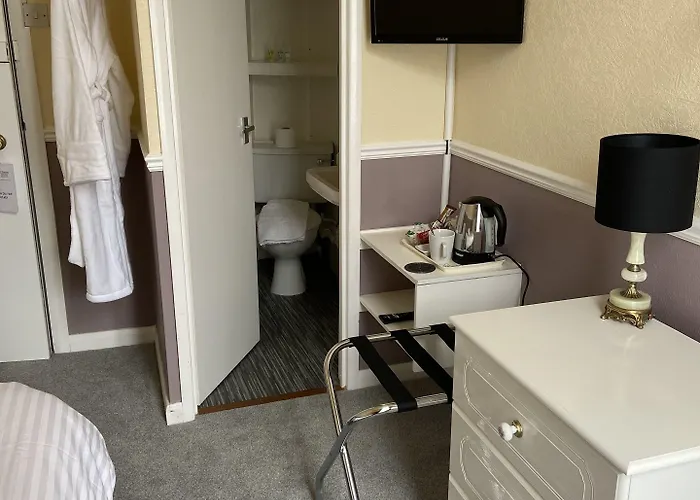 The Mountview Guest house 3*