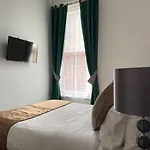 게스트하우스 The Mountview 3*
