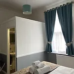 게스트하우스 The Mountview