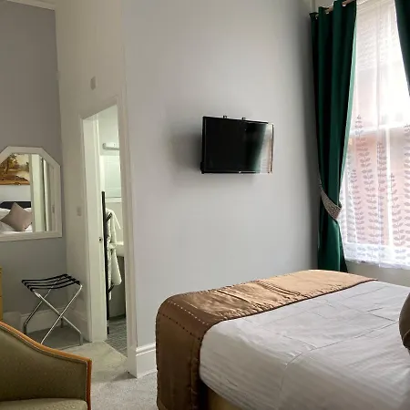 Konukevi The Mountview 3*