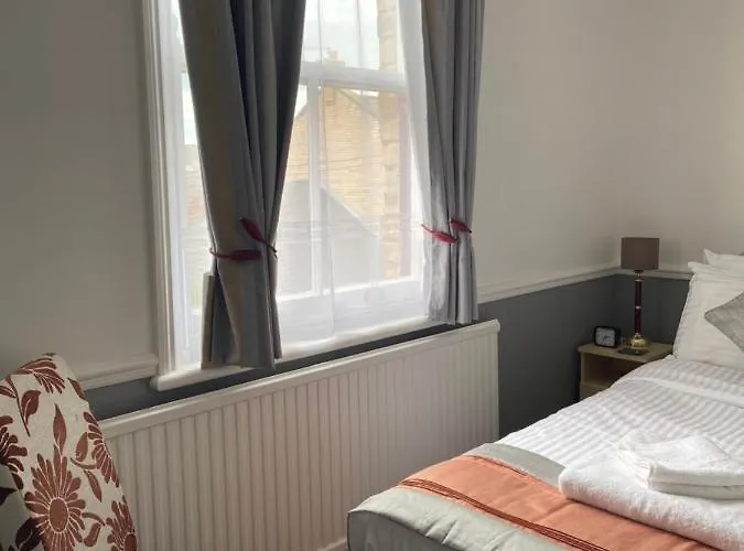 The Mountview 3* Scarborough