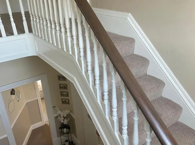 The Mountview 스카버러